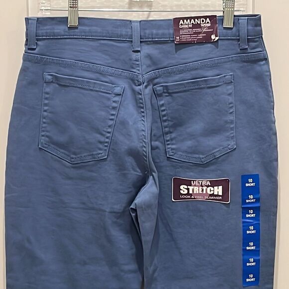 Gloria Vanderbilt Amanda classic fit blue denim jeans-FREE w/Bundle Purchase - Picture 6 of 11